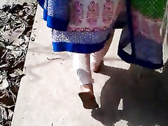 Bangla butt on street