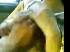 Indian Desi Bhabi Fucked in car full Sex Video